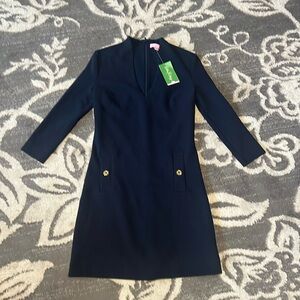 Lily Pulitzer navy Charlena shift dress NWT size XS zips in back.